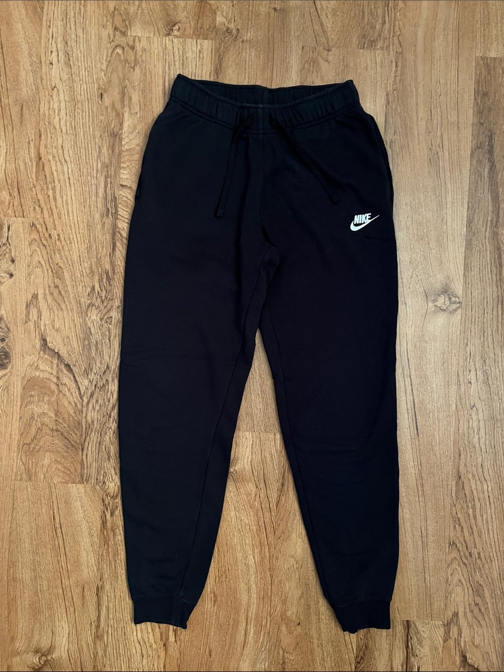 Nike Sportswear Club Fleece Mid-Rise Joggers
